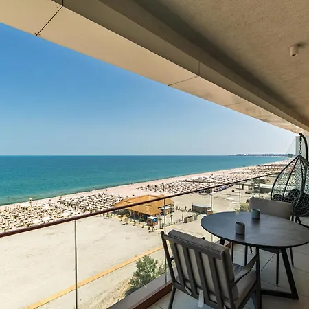 Lägenhet Jrr Frontsea In Axxis Nova Mamaia