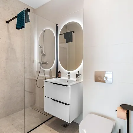 Jrr Frontsea In Axxis Nova * Mamaia