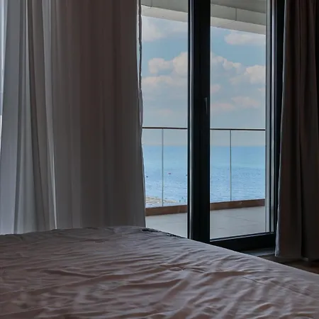 Jrr Frontsea In Axxis Nova Lägenhet *