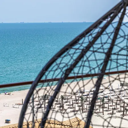 Jrr Frontsea In Axxis Nova Apartamento